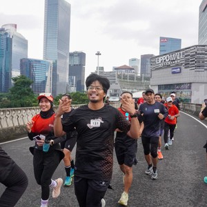 Race photo from FIRST SUNDAY RUN