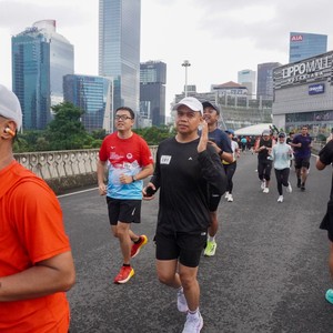 Race photo from FIRST SUNDAY RUN