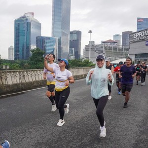 Race photo from FIRST SUNDAY RUN