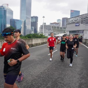 Race photo from FIRST SUNDAY RUN