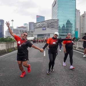 Race photo from FIRST SUNDAY RUN