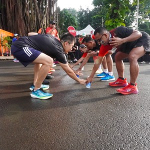 Race photo from FIRST SUNDAY RUN