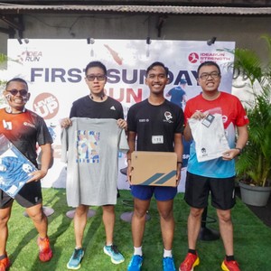 Race photo from FIRST SUNDAY RUN