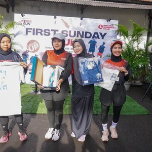 Race photo from FIRST SUNDAY RUN