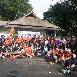 Race photo from FIRST SUNDAY RUN