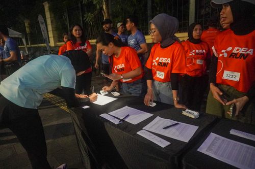 Race photo from NU SKIN RUNNING CLUB