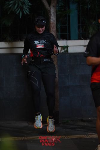 Race photo from ONE RUN 10K VIBES JAKARTA 
