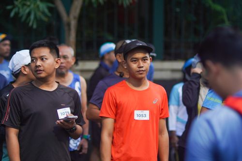 Race photo from NU SKIN RUNNING CLUB