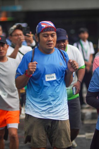 Race photo from NU SKIN RUNNING CLUB