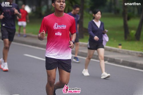 Race photo from Smartfren Run 2025 Vibes