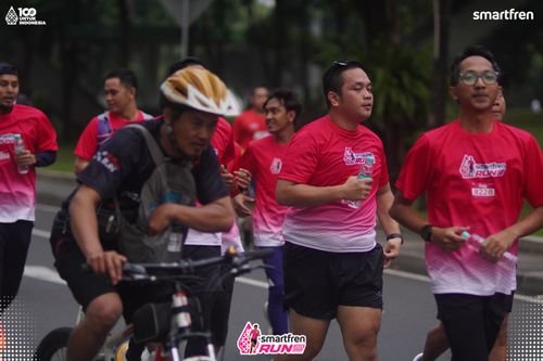 Race photo from Smartfren Run 2025 Vibes