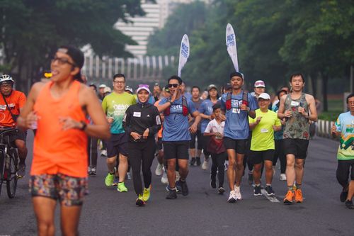 Race photo from NU SKIN RUNNING CLUB