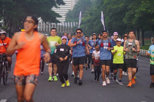 Race photo from NU SKIN RUNNING CLUB