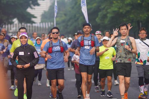 Race photo from NU SKIN RUNNING CLUB