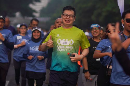 Race photo from NU SKIN RUNNING CLUB