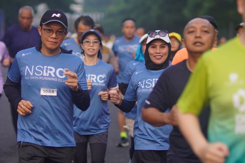 Race photo from NU SKIN RUNNING CLUB