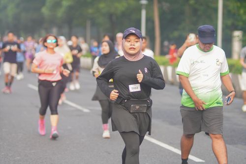 Race photo from NU SKIN RUNNING CLUB