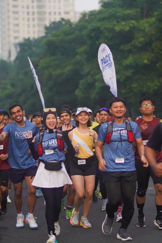 Race photo from NU SKIN RUNNING CLUB
