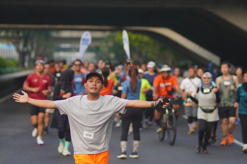 Race photo from NU SKIN RUNNING CLUB
