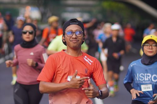 Race photo from NU SKIN RUNNING CLUB