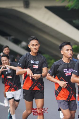 Race photo from ONE RUN 10K VIBES JAKARTA 