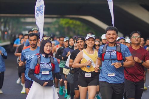 Race photo from NU SKIN RUNNING CLUB