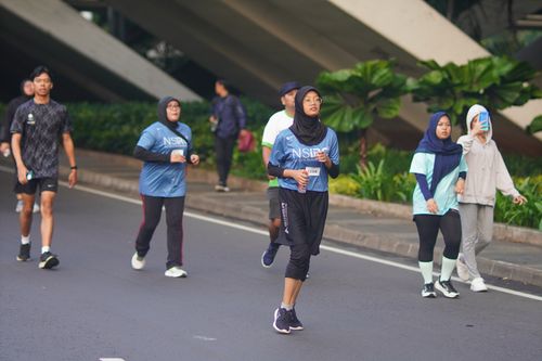Race photo from NU SKIN RUNNING CLUB