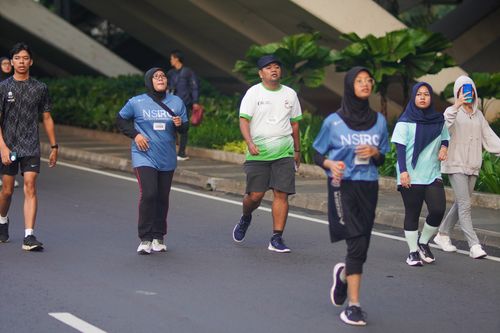 Race photo from NU SKIN RUNNING CLUB