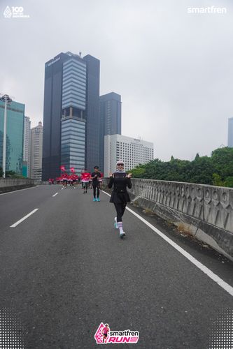 Race photo from Smartfren Run 2025 Vibes