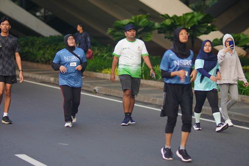 Race photo from NU SKIN RUNNING CLUB