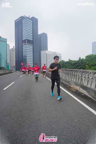 Race photo from Smartfren Run 2025 Vibes