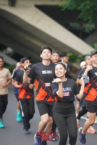 Race photo from ONE RUN 10K VIBES JAKARTA 