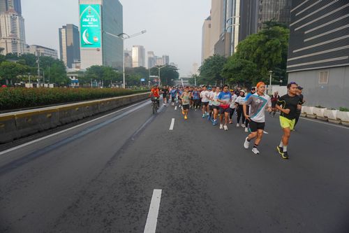 Race photo from NU SKIN RUNNING CLUB