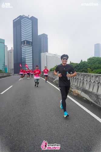 Race photo from Smartfren Run 2025 Vibes