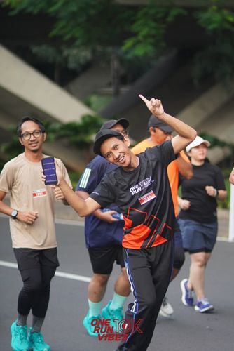 Race photo from ONE RUN 10K VIBES JAKARTA 