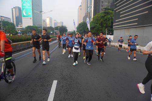 Race photo from NU SKIN RUNNING CLUB
