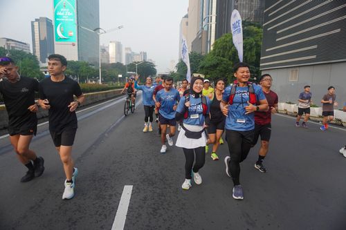 Race photo from NU SKIN RUNNING CLUB
