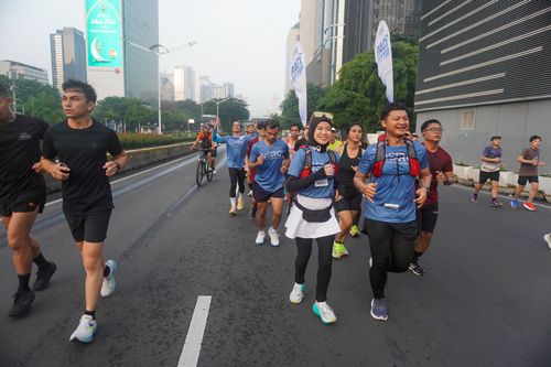 Race photo from NU SKIN RUNNING CLUB