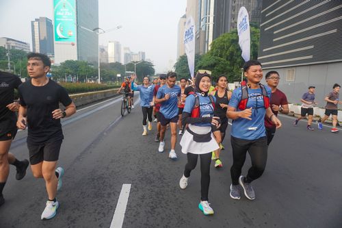 Race photo from NU SKIN RUNNING CLUB