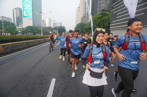 Race photo from NU SKIN RUNNING CLUB