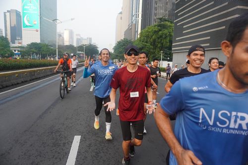 Race photo from NU SKIN RUNNING CLUB
