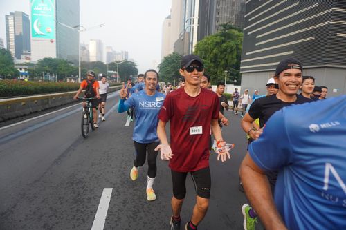 Race photo from NU SKIN RUNNING CLUB