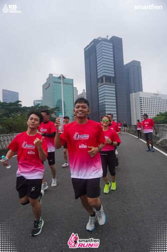 Race photo from Smartfren Run 2025 Vibes