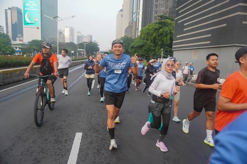 Race photo from NU SKIN RUNNING CLUB