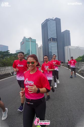 Race photo from Smartfren Run 2025 Vibes