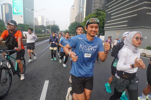 Race photo from NU SKIN RUNNING CLUB