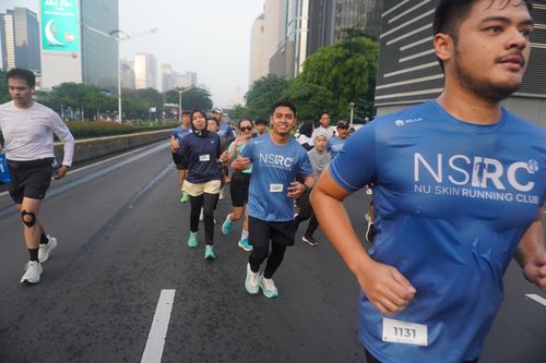 Race photo from NU SKIN RUNNING CLUB