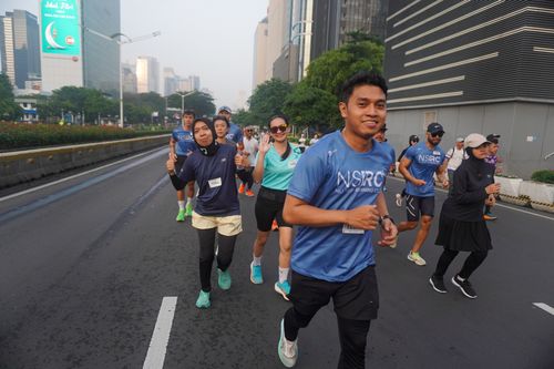 Race photo from NU SKIN RUNNING CLUB