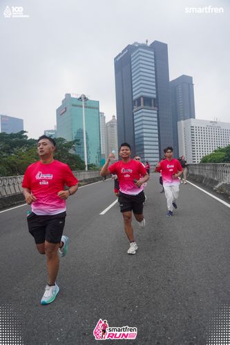 Race photo from Smartfren Run 2025 Vibes