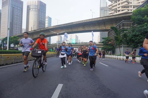 Race photo from NU SKIN RUNNING CLUB
